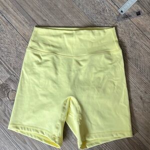Onset Embody High-Waisted 5.5'' Shorts